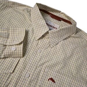 SIMMS Fishing Shirt Mens Medium Plaid Long Sleeve Button Up Lightweight Outdoor